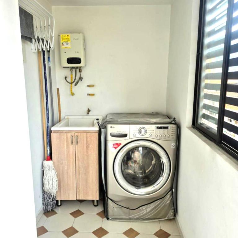 Apartamento Luareles-San joaquin-Balcon - Two-Bedroom Apartment - 59