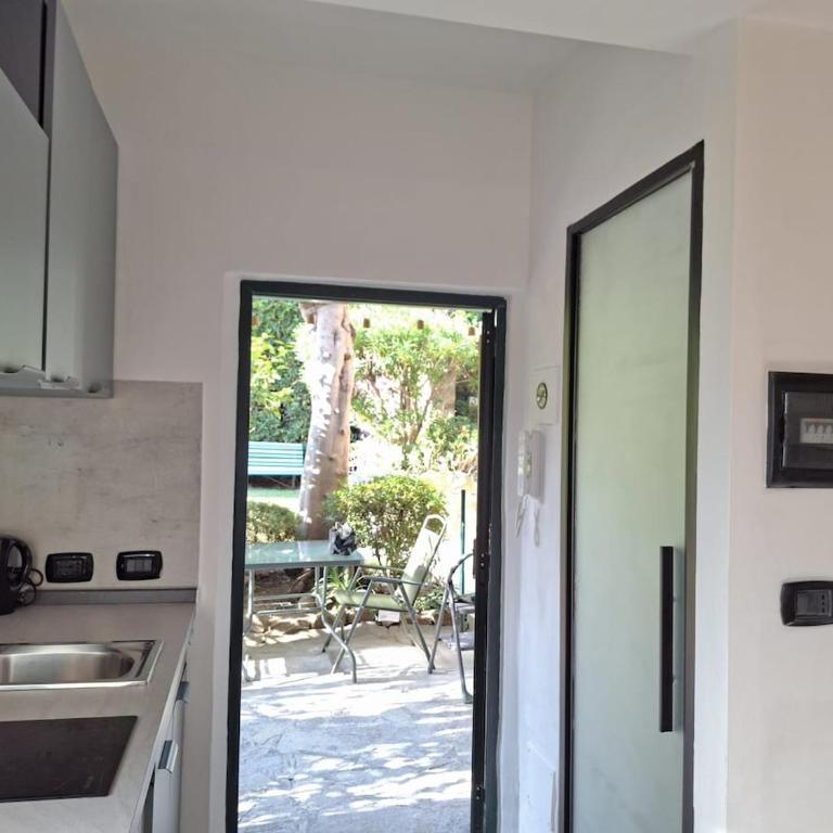 Beach House Sanremo - piscina parcheggio e spiaggia - Appartamento con 1 Camera da Letto - 14