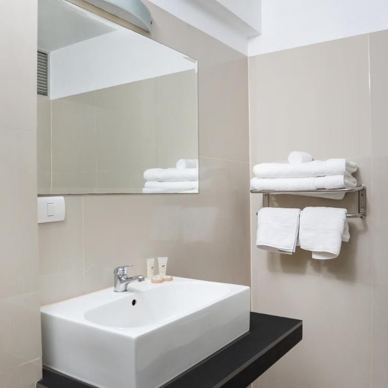 Win & Win Hotel & Casino Piura - Twin Room - 3