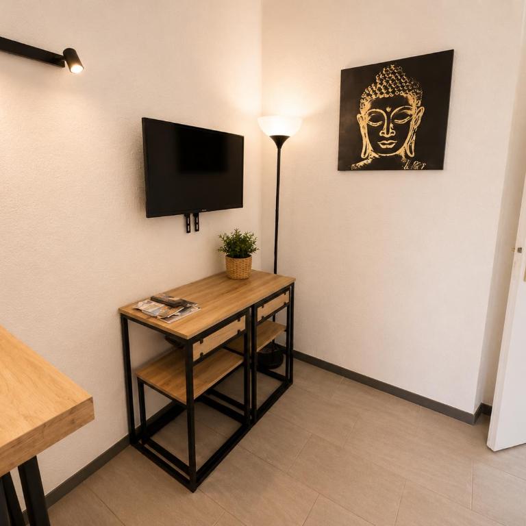2 couchages vue Port piscine Le Cap d'Agde - Appartement - Vue sur Piscine - 13