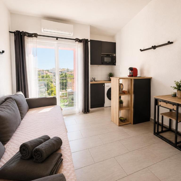 2 couchages vue Port piscine Le Cap d'Agde - Appartement - Vue sur Piscine - 3