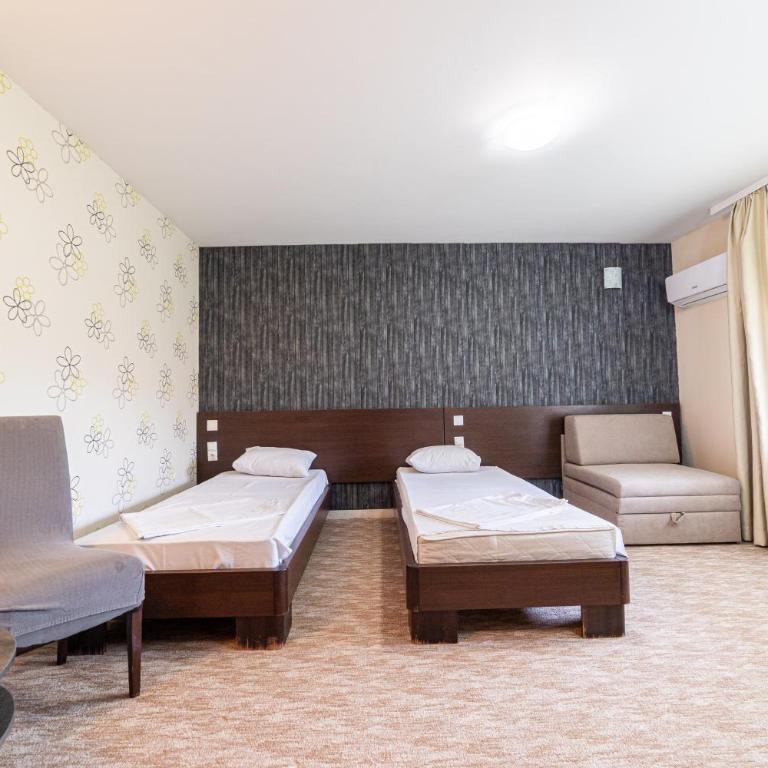 Aparthotel HayatHills - Trokrevetna Soba - 8