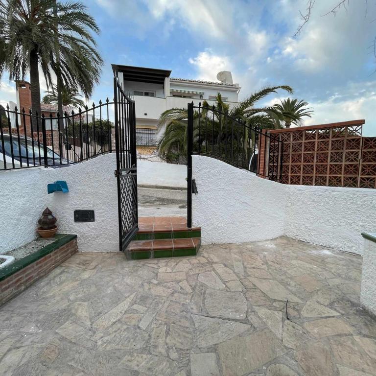 Villa con jardin y piscina privada zona Burriana - Apartment - 22