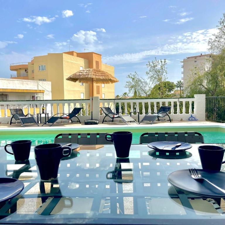 Villa con jardin y piscina privada zona Burriana - Apartment - 25