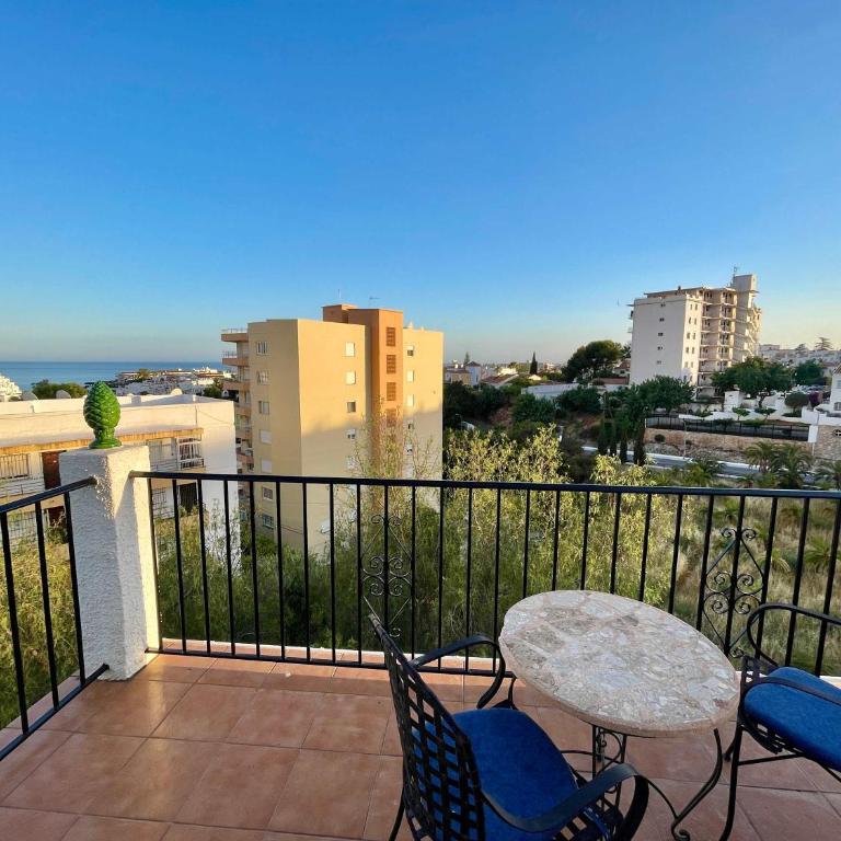 Villa con jardin y piscina privada zona Burriana - Apartment - 6