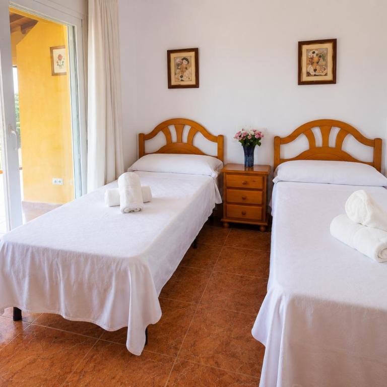 confortable villa at only 100 meter from the beach, supermarkets and the restaurants - Villa mit 3 Schlafzimmern - 21