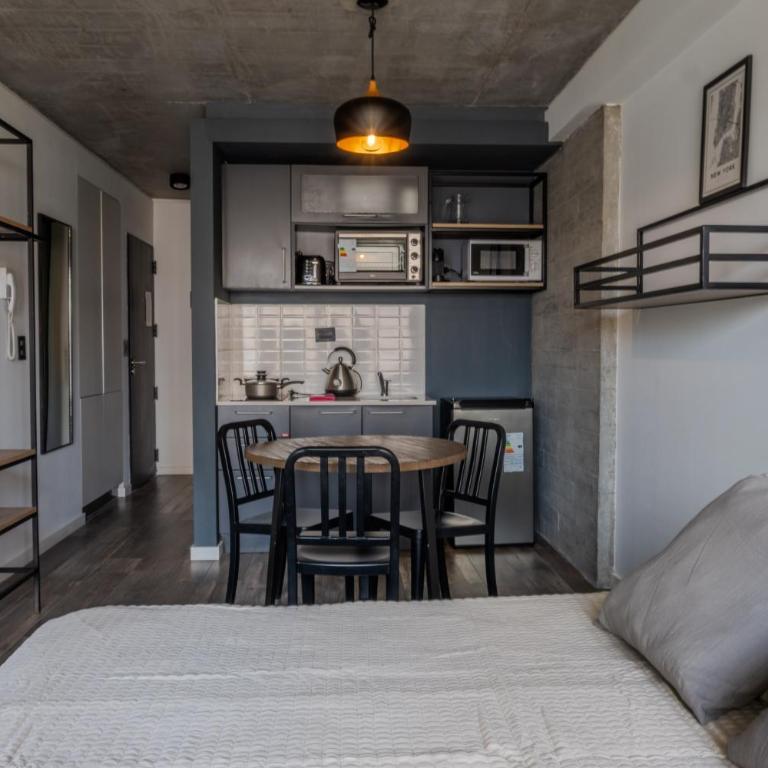 Loft en el centro de la ciudad con balcon - Fast wifi y Calefaccion - Apartamento de 1 dormitorio - 3