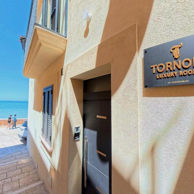 Tornola Luxury Rooms - Deluxe Doppelzimmer mit Meerblick - 21
