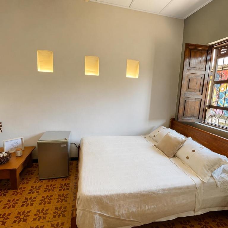 Casa Amarilla, San Carlos, Antioquia - Habitación Doble con vistas al parque - 6