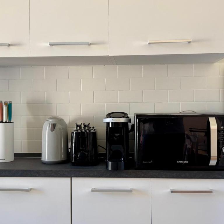 Spacious and central - 5 minutes from the beach - Appartement 3 Chambres - 16