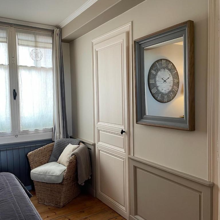 La Poupardoise - Chambre Double 1 - Vue sur Port - 5