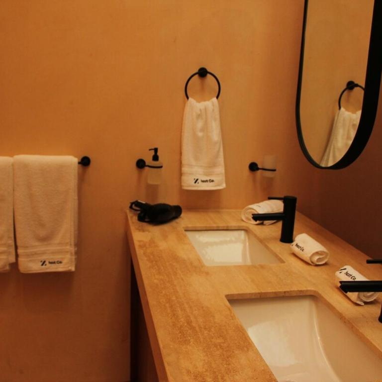 Renovated Colonial House with Private Pool - One-Bedroom House - 15
