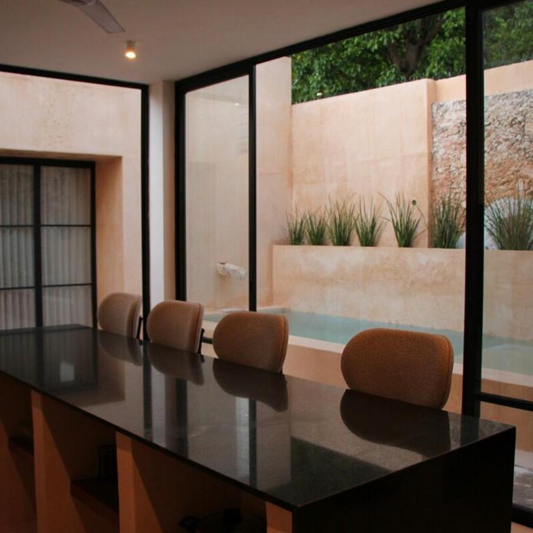 Renovated Colonial House with Private Pool - One-Bedroom House - 37