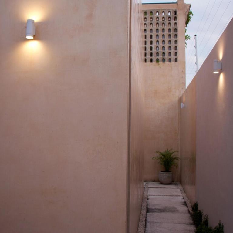 Renovated Colonial House with Private Pool - One-Bedroom House - 66