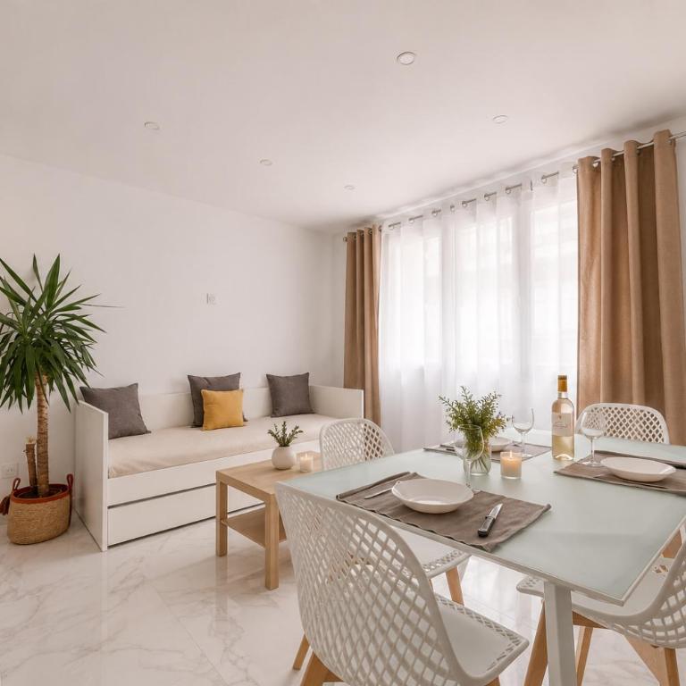 appartement entièrement rénové ,central, près du port et des plages - One-Bedroom Apartment - 8