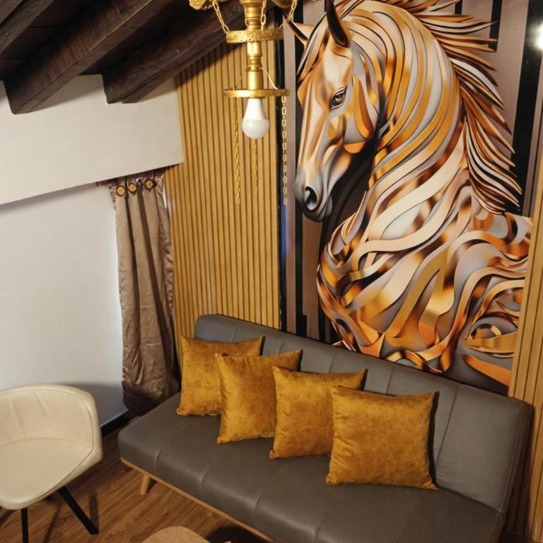 Colonial Private Aparta-Suite - Two-Bedroom Apartment - 2