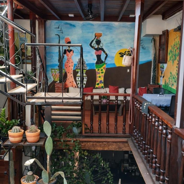 Colonial Private Aparta-Suite - Two-Bedroom Apartment - 8