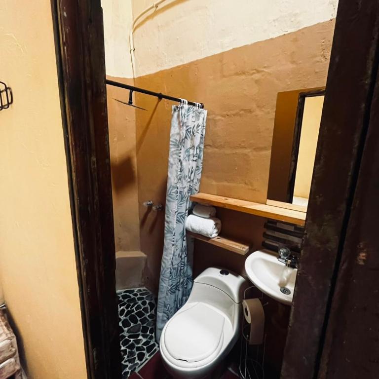 Coliving Granada - Double Room with Private Bathroom - 2