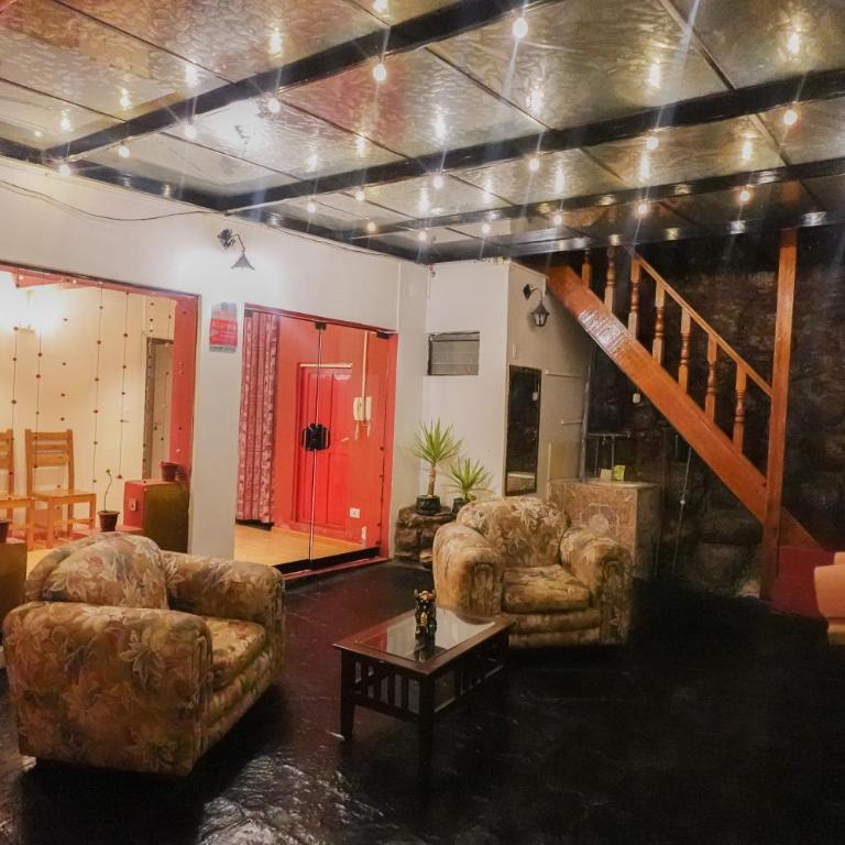 MALLQUICHA Accomodation and tours - Twin Room with Private Bathroom - 2