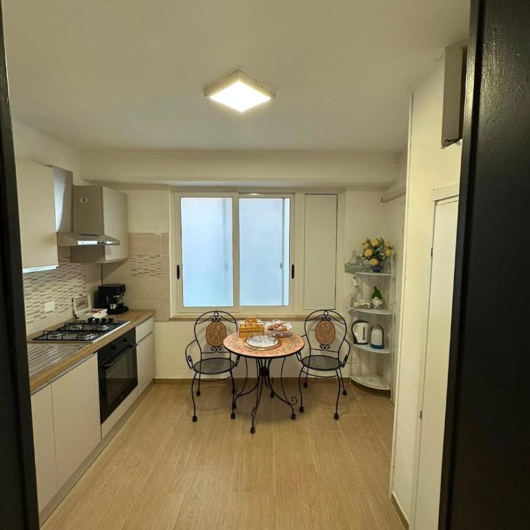 dolce bari - Appartamento Standard con 2 Camere da Letto - 3