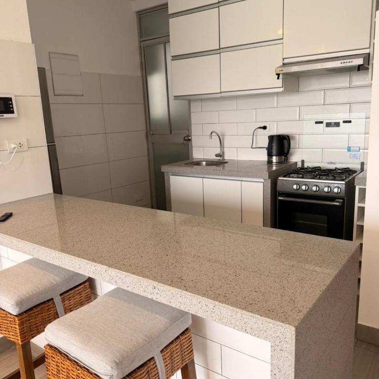 Punta Hermosa Apartment - Three-Bedroom Apartment - 5