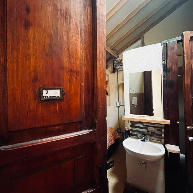 Coliving Granada - Single Room with Private Bathroom - 2