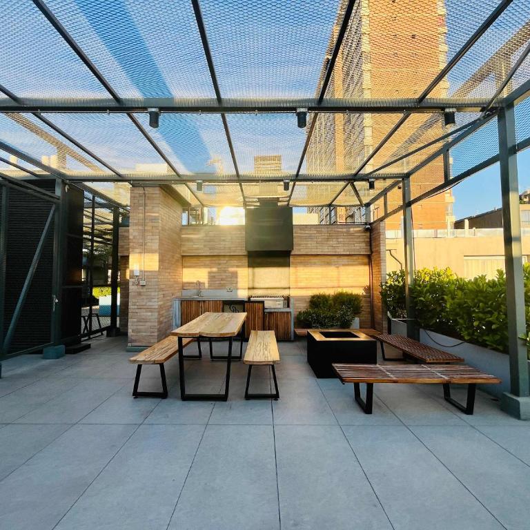 Modern Studio in Downtown Santiago Parking AC Gym - One-Bedroom Apartment - 6