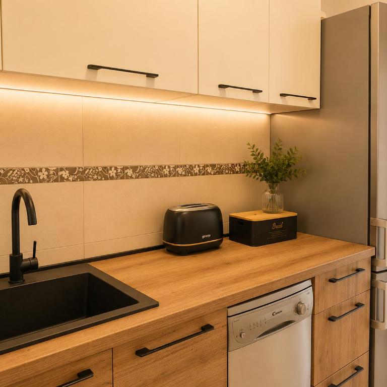 MareSol Apartment Budva with Sea View Terrace - Apartman sa Pogledom na More - 9