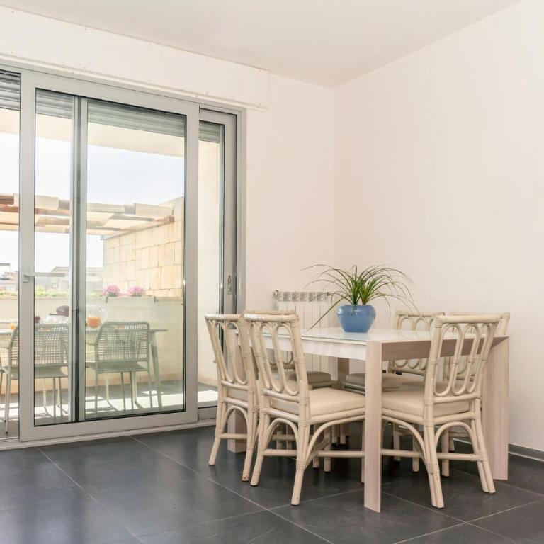 2 Bedroom Gorgeous Apartment In Porto Cesareo - Apartamento de 2 dormitorios - 1