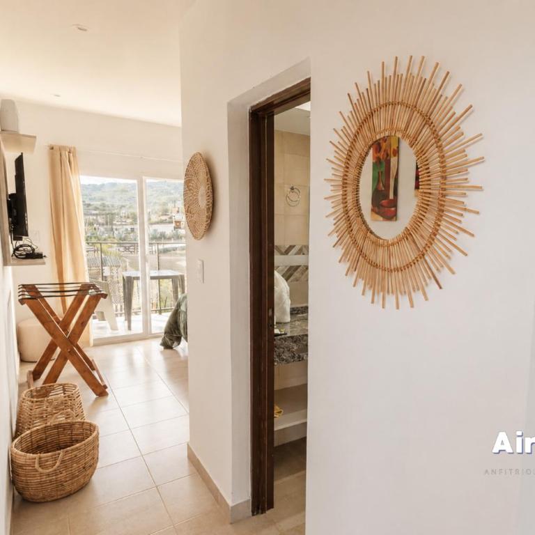 Suites Amplias y Comfortables - Con Balcon, Parquizado, Asador y Pileta - Suite con vistas a la montaña - 2