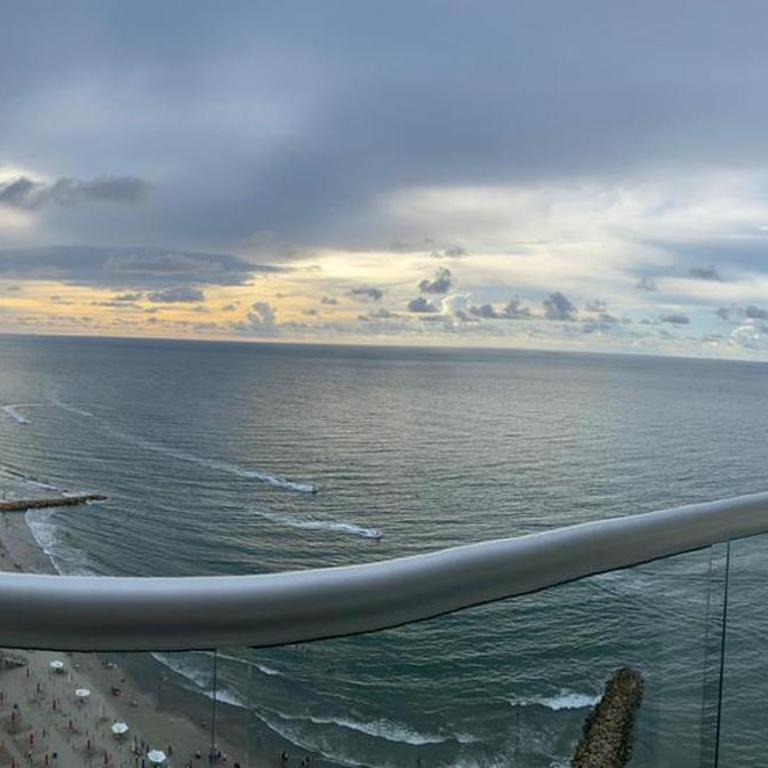 Apartaments, Cartagena, Bocagrande - Three-Bedroom Apartment with Sea View - 6