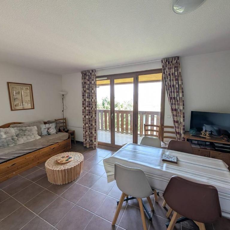 Appartement vue montagne et lac - 6 pers. - FR-1-593-148 - Maison de Vacances - 2