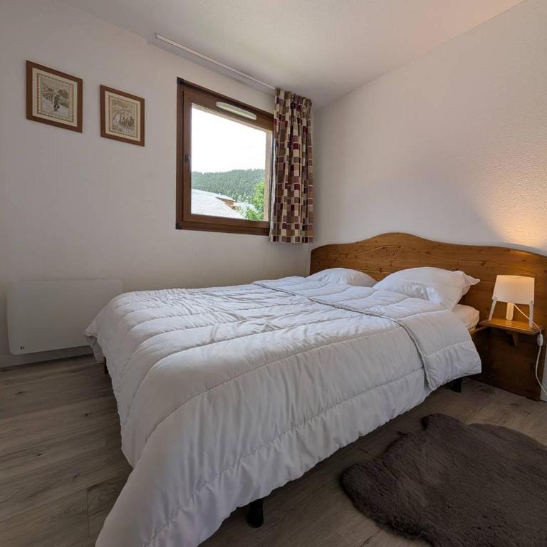 Appartement vue montagne et lac - 6 pers. - FR-1-593-148 - Maison de Vacances - 5