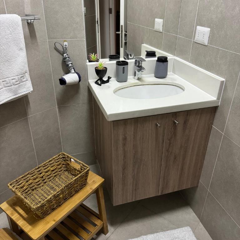 Hermoso y moderno departamento a pasos del lago - One-Bedroom Apartment - 47