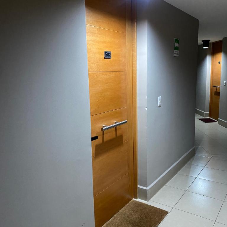 Hermoso y moderno departamento a pasos del lago - One-Bedroom Apartment - 50