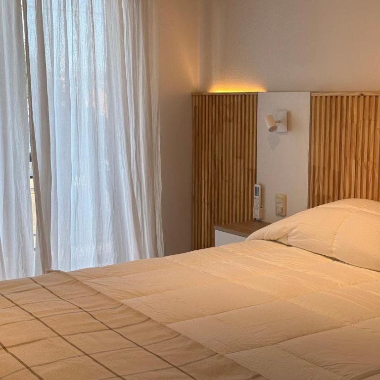 tu base perfecta en alta gracia simple, comoda y bien ubicada - One-Bedroom Apartment - 10
