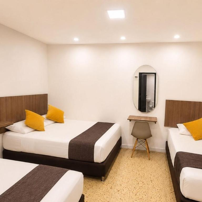 Ayenda Hotel Helenas - Habitación Familiar Estándar - 13