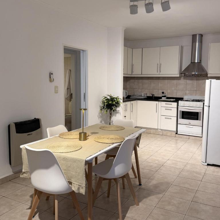 tu base perfecta en alta gracia simple, comoda y bien ubicada - One-Bedroom Apartment - 15
