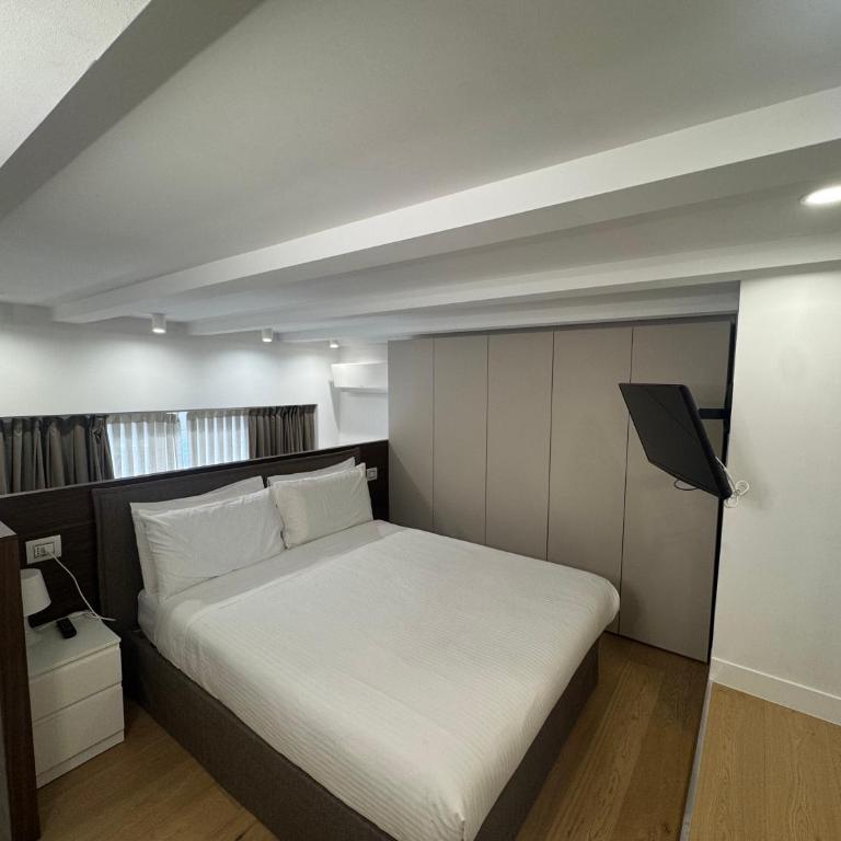 MCH Vespri - 8 stops to Duomo, family loft, subway 2 minutes - Camera Familiare con Bagno Privato - 1