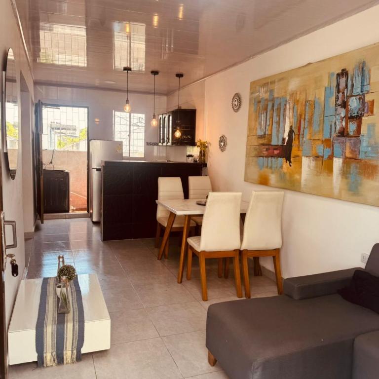 Apartamento céntrico Torices - Two-Bedroom Apartment - 1