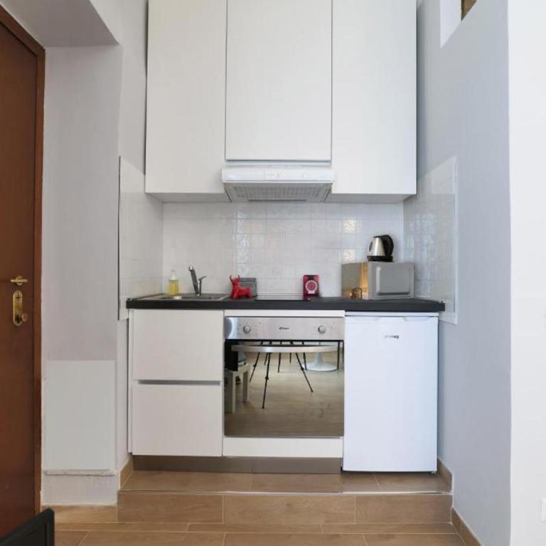 MCH Navigli - 6 stops to Duomo, modern studio with ac and wifi - Monolocale - 2