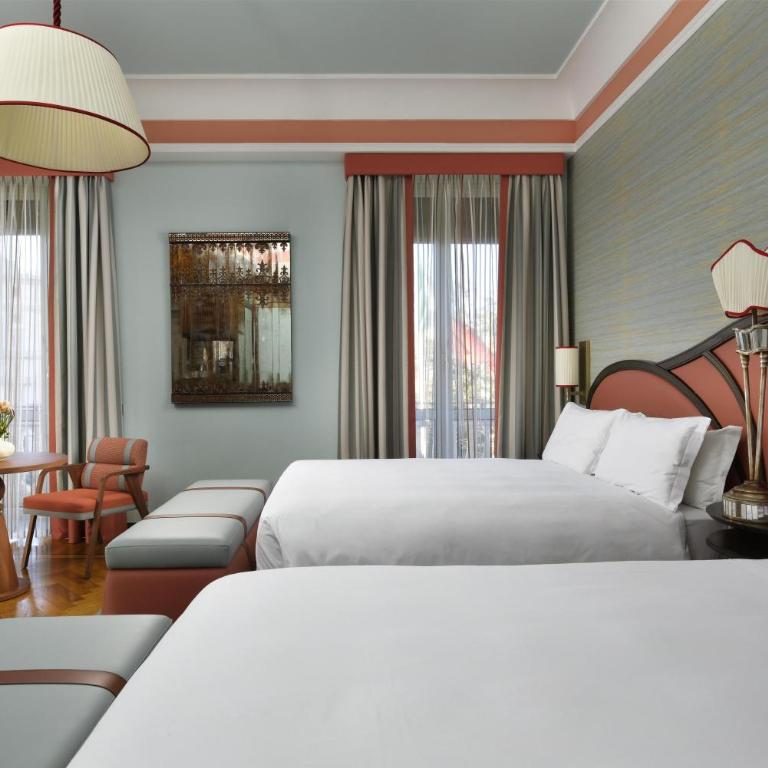 Grand Hotel Savoia Genova, Curio Collection by Hilton - Camera Queen Deluxe con 2 Letti Queen-Size - 2