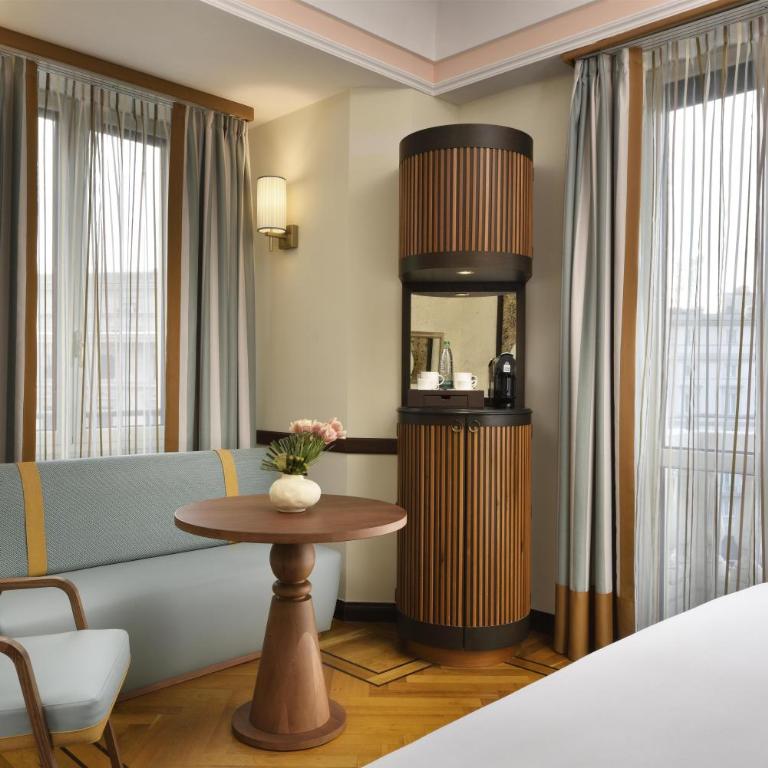 Grand Hotel Savoia Genova, Curio Collection by Hilton - Camera King Deluxe - 7
