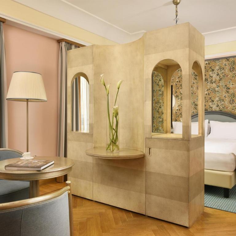 Grand Hotel Savoia Genova, Curio Collection by Hilton - Camera King Deluxe - 8