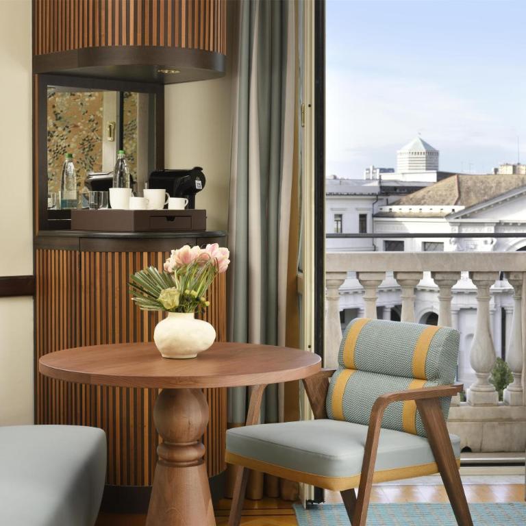 Grand Hotel Savoia Genova, Curio Collection by Hilton - Camera King Deluxe - 9
