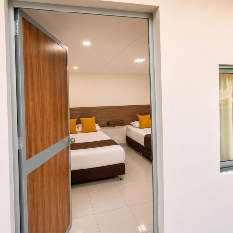 Ayenda Hotel Helenas - Habitación Triple Estándar - 1