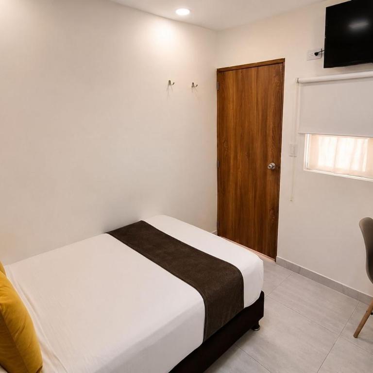 Ayenda Hotel Helenas - Habitación Doble Estándar - 15
