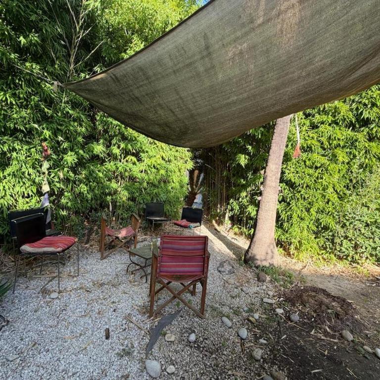 Bright Apartment with Garden Near Beach - Appartement 1 Chambre - 3