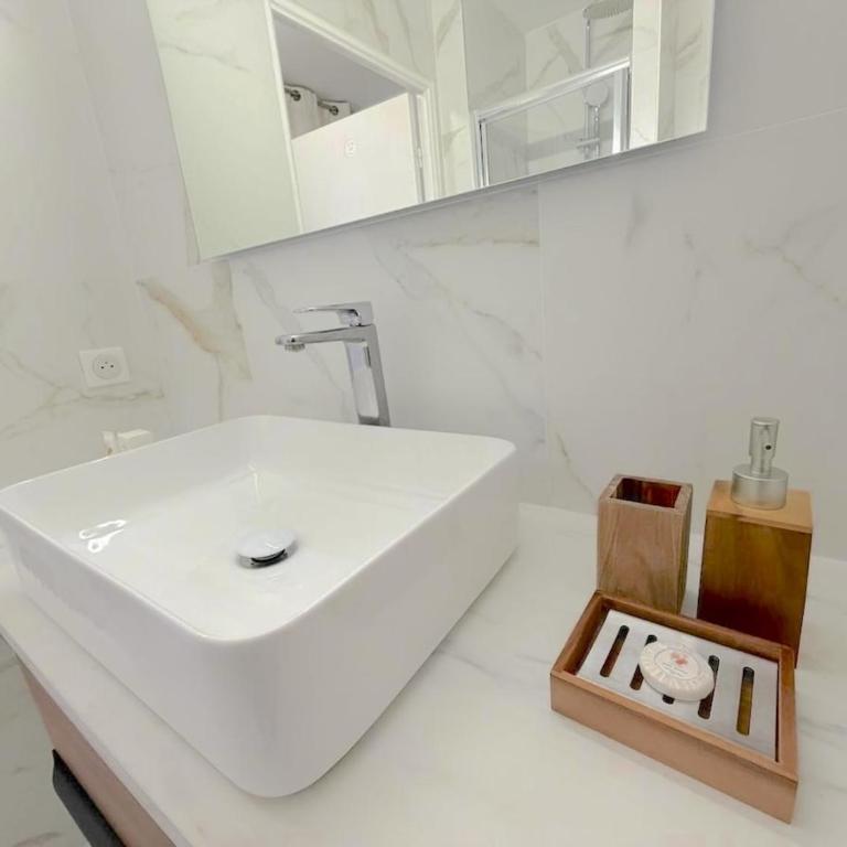 Charming cozy studio with sunny balcony - Appartement 1 Chambre - 13