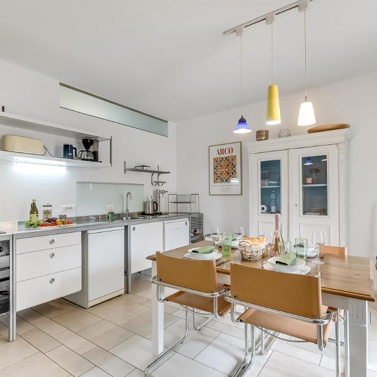Flower House - Happy Rentals - Apartment with Terrace - 4
